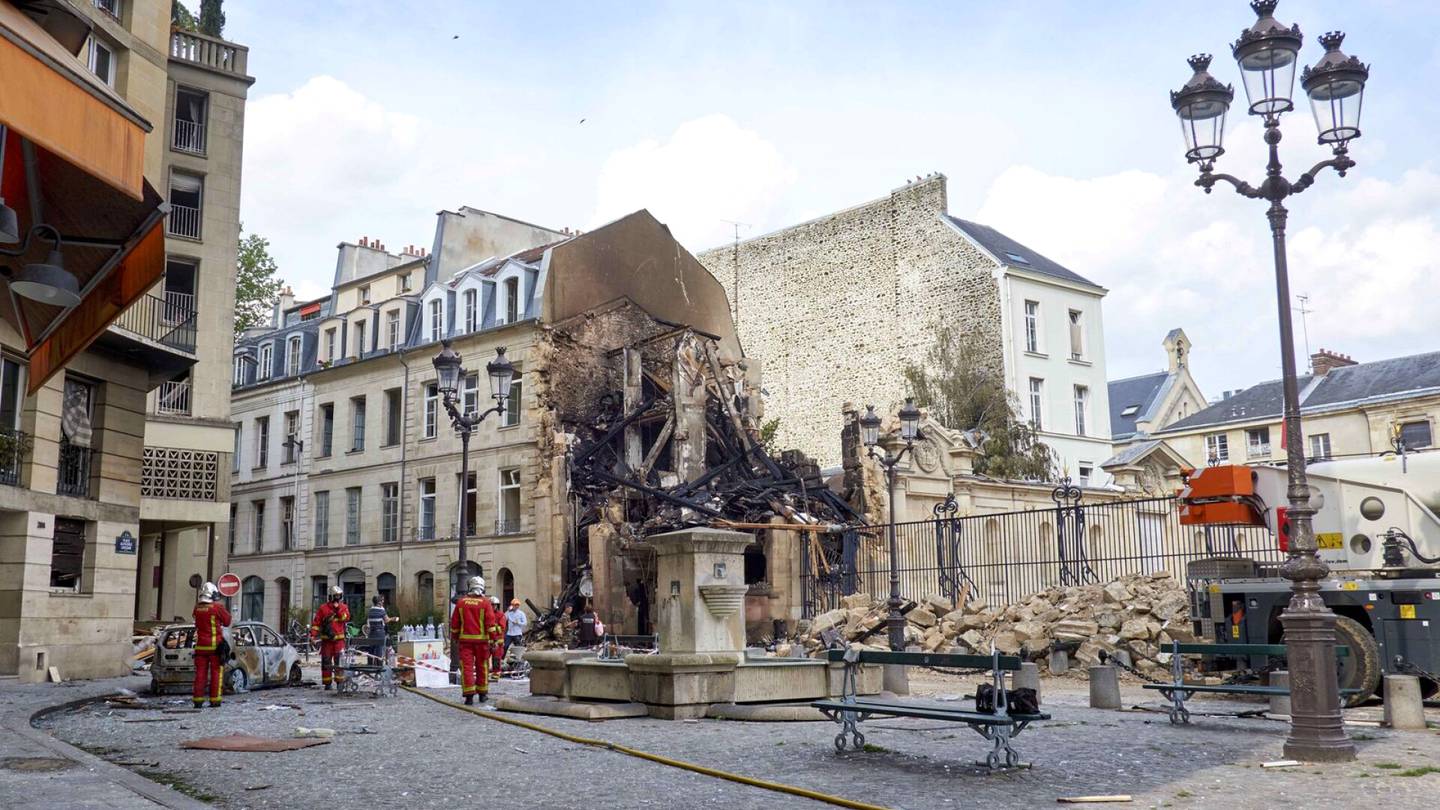 Ranska | Raunioista löytyi ruumis lähes viikko Pariisin räjähdyksen jälkeen