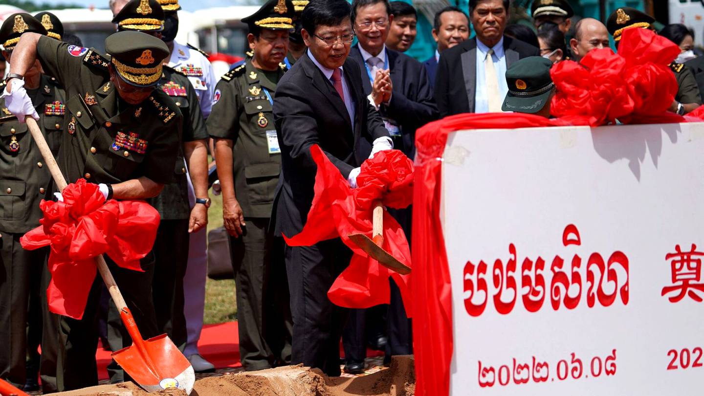 Kaakkois-Aasia | Kambodžassa käynnistyi Kiinan rahoittama laivasto­tuki­kohdan uudistus – ”raudanlujien veljesten” liitto herättää huolta länsimaissa