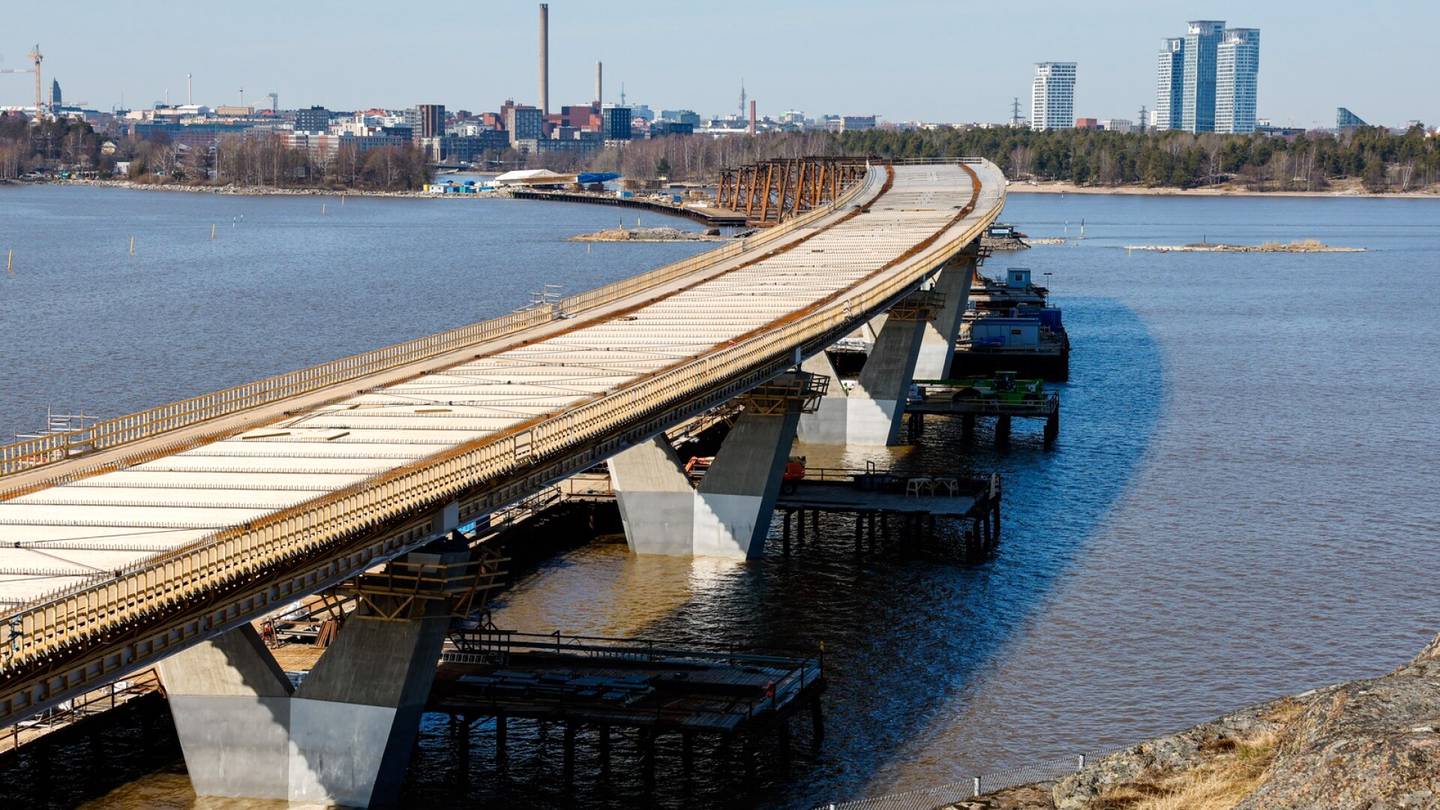 Rakentaminen | Suomen pisin silta näkyy jo Helsingin edustalla – HS:n video näyttää kehityksen