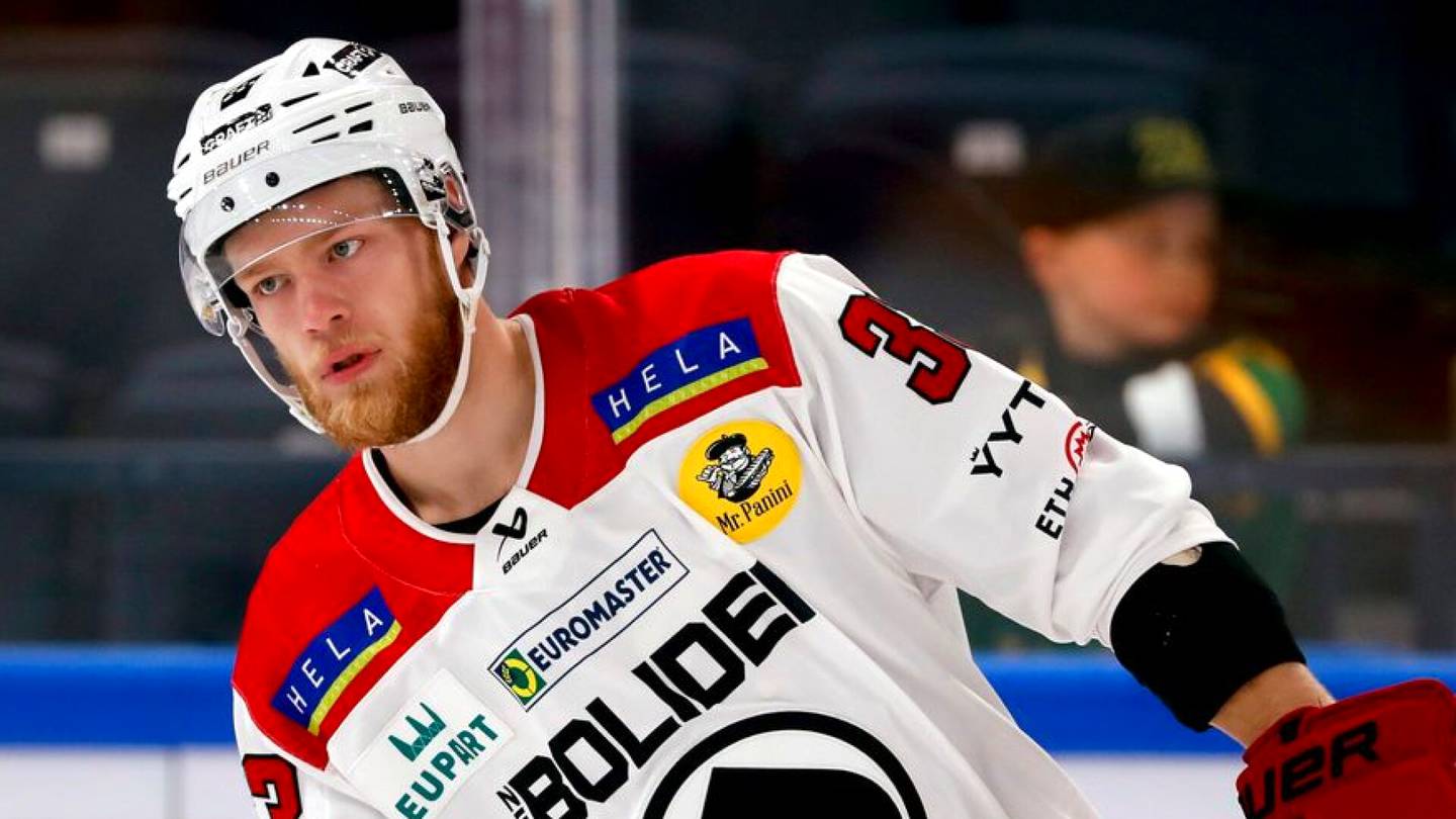 Jääkiekko | Nikolas Matinpalo vastaa harvoin tuntemattomiin numeroihin – valmentaja varoitti, että nyt kannattaa