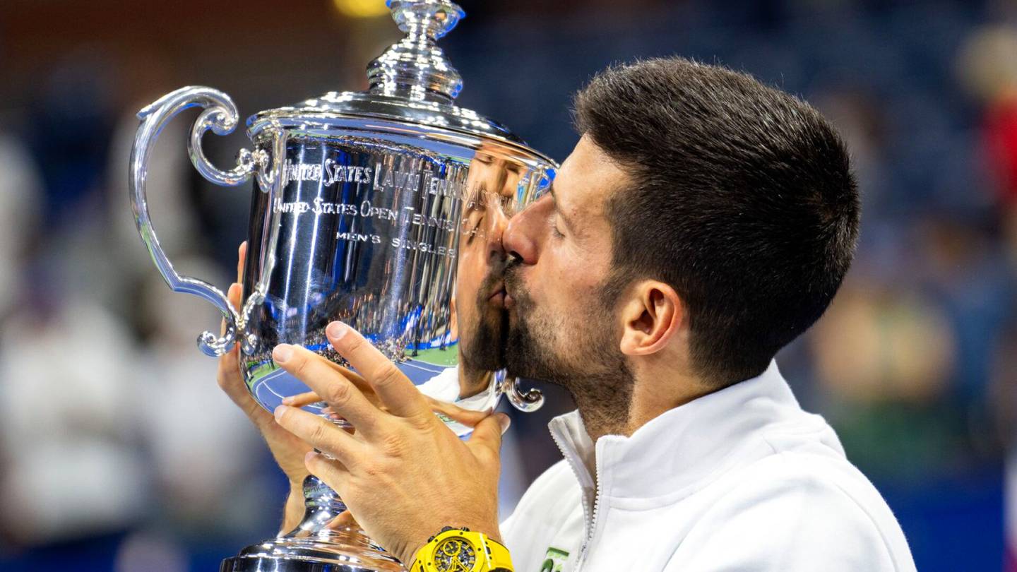 Tennis | Novak Djokovic juhli New Yorkissa ja teki historiaa kolmella eri tavalla