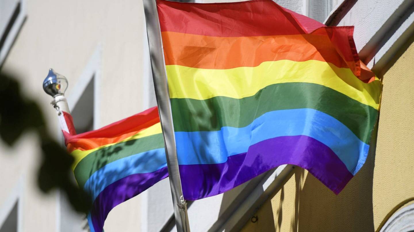 Seksuaalivähemmistöt | Pride-kulkue vaikuttaa liikenteeseen Helsingin keskustassa lauantaina
