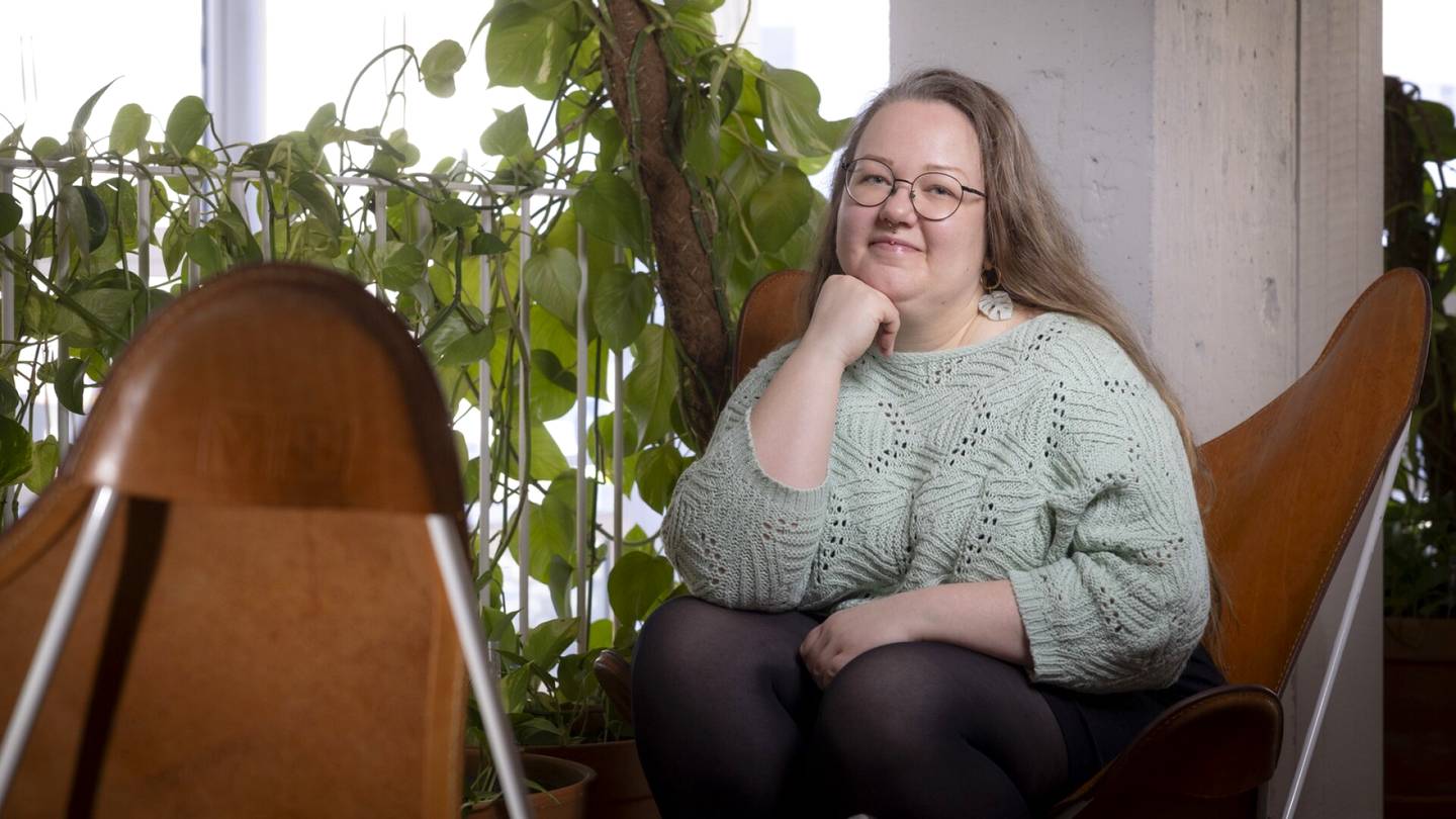 Puheenvuoro | ”Kaikki valkoiset ihmiset Suomessa ovat kasvaneet rasistiseen ajatteluun”, sanoo Maija Laura Kauhanen