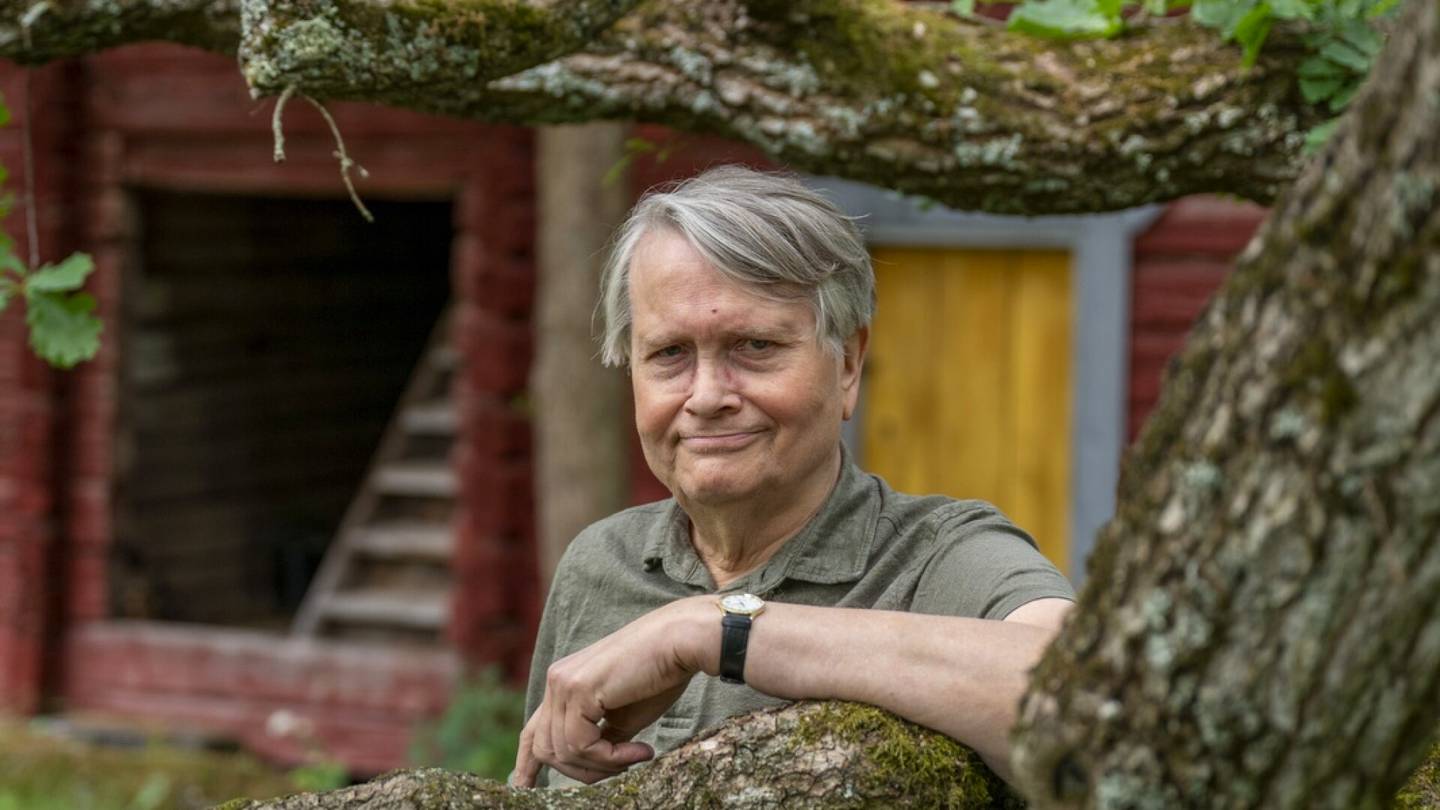 HS-haastattelu | Suomi on vaarassa suistua Puolan ja Unkarin tielle, sanoo professori Kaarlo Tuori