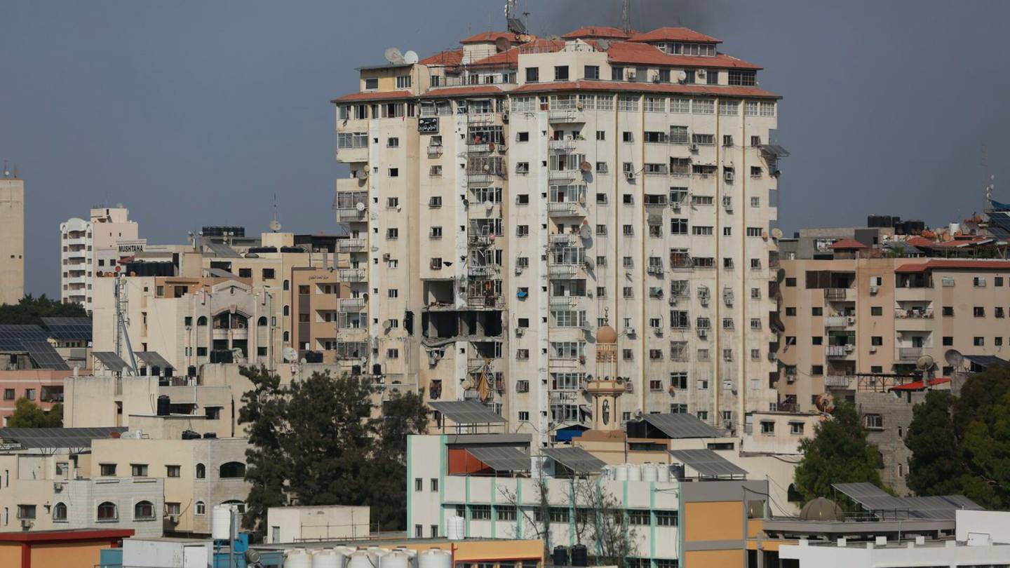 Israel | Israelin iskut Gazan kaistalle tappoivat perjantaina 15 ihmistä, kuolleiden joukossa jihadistijohtaja