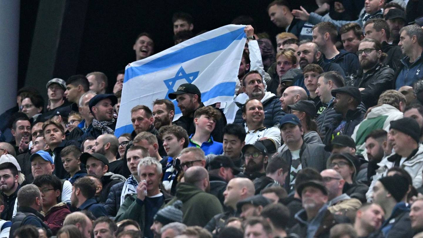 Jalkapallo | Israel pelaa EM-karsintojen koti­ottelunsa pikku­stadionilla Unkarissa