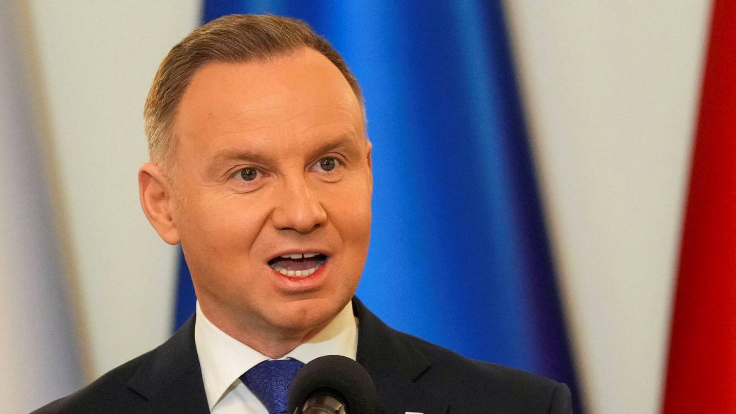 Puola | Puolan presidentti aikoo käyttää veto-oikeuttaan estääkseen uuden hallituksen kaavailemat valtionmedioiden avustukset