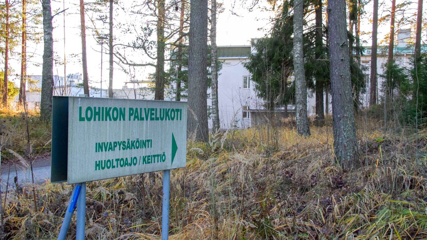 Kiinteistökaupat | Puolustus­ministeri Kaikkonen: Venäläisten kiinteistö­kauppojen täys­kiellon tarvetta selvitetään