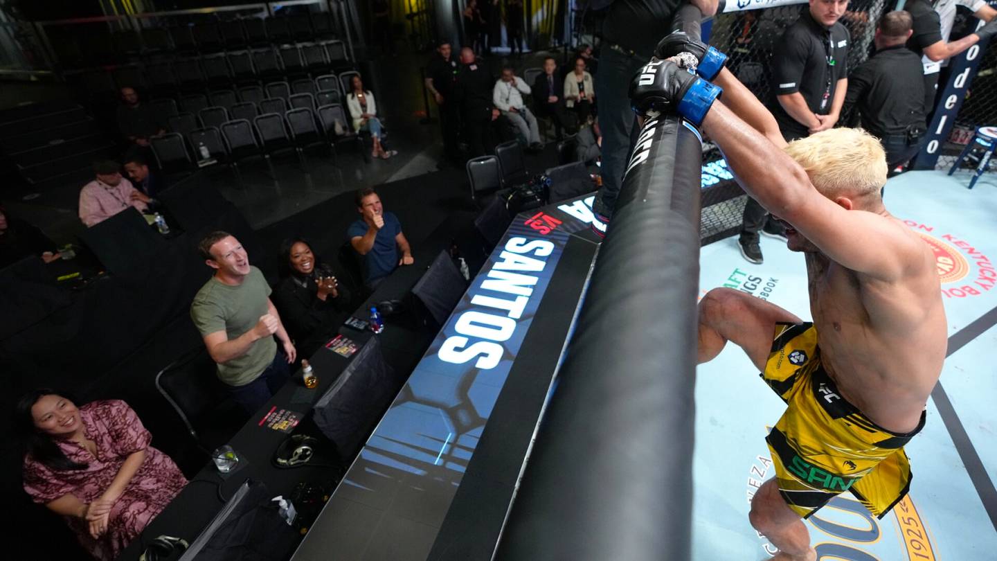 Vapaaottelu | Mark Zuckerbergin ilmestyminen UFC-tapahtumaan aiheutti raivoisan reaktion