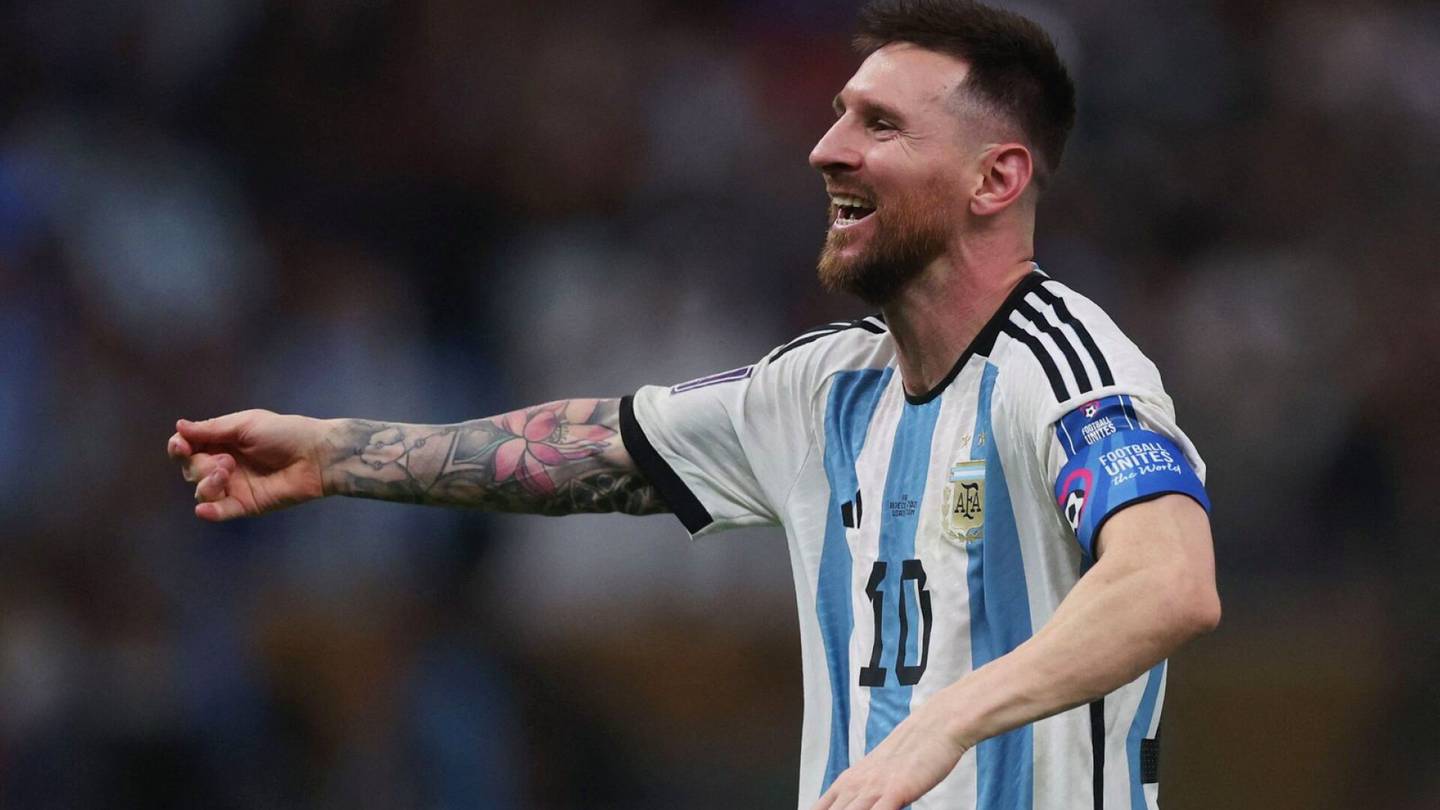 MM-jalkapallo | Argentiinan pelaajat rohmusivat palkintoja