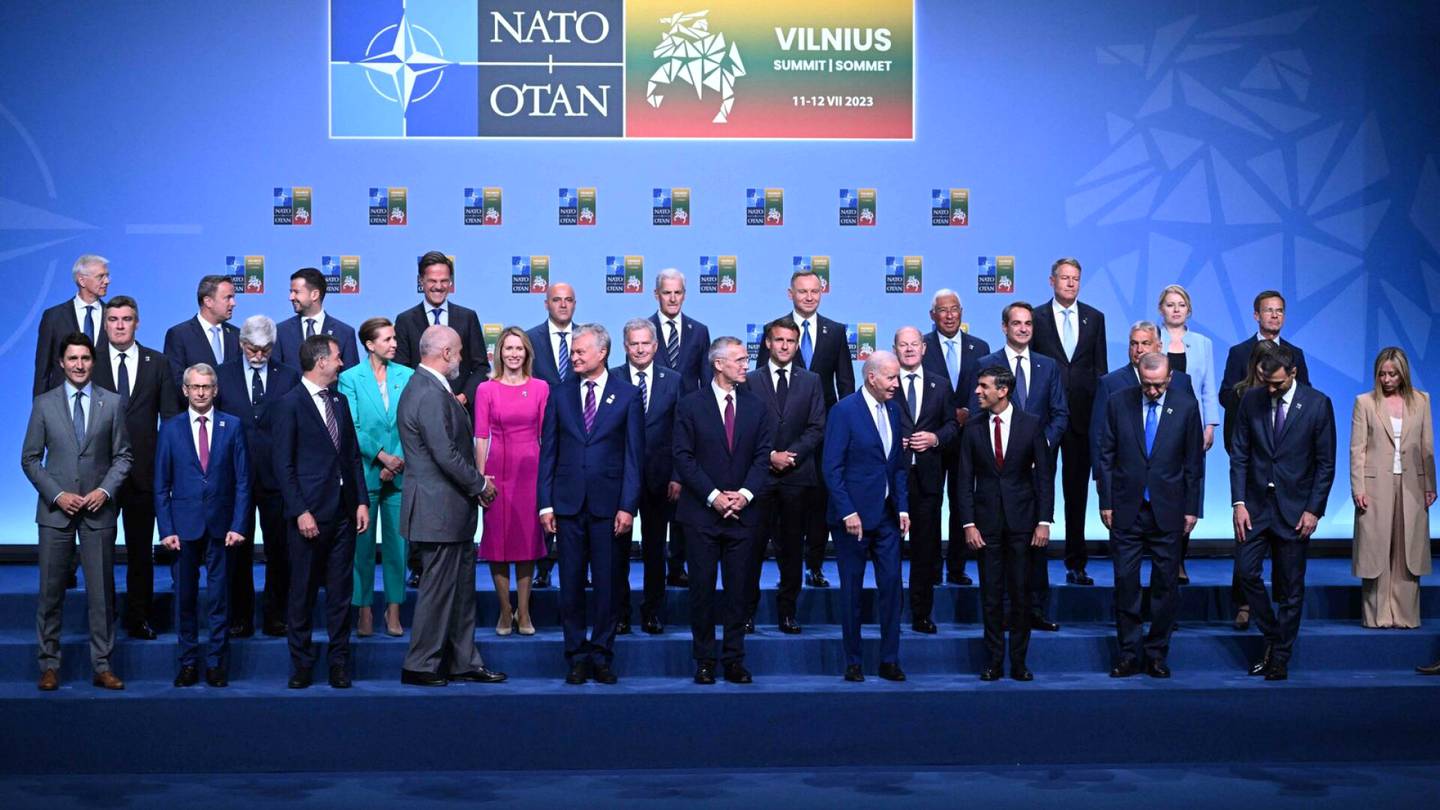 Nato | Valtaosa suomalaisista olisi valmis sotimaan toisen Nato-maan puolesta – Kysely kertoo isoista asenne-eroista jäsenmaissa