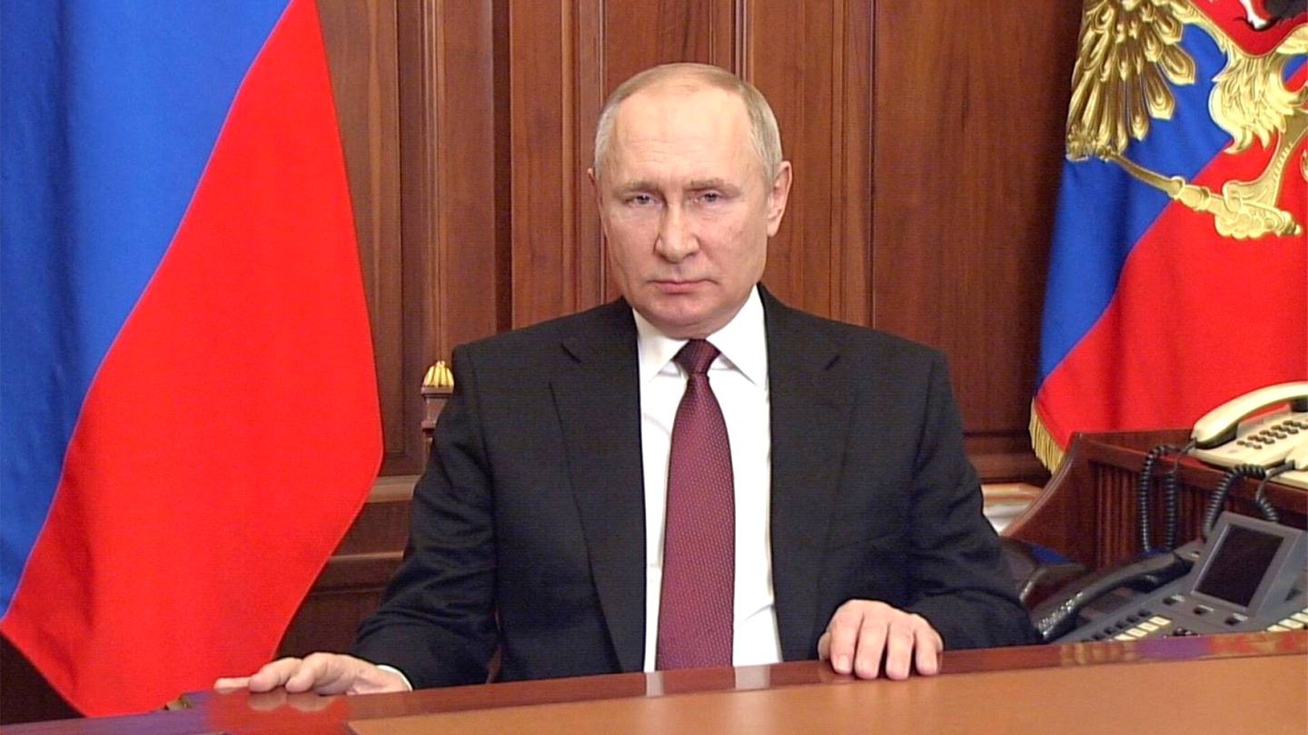 Venäjän hyökkäys | ”Suora hyökkäys maatamme vastaan johtaa tuhoon ja hirvittäviin seurauksiin” – HS julkaisee Vladimir Putinin sodan­julistus­puheen sanasta sanaan