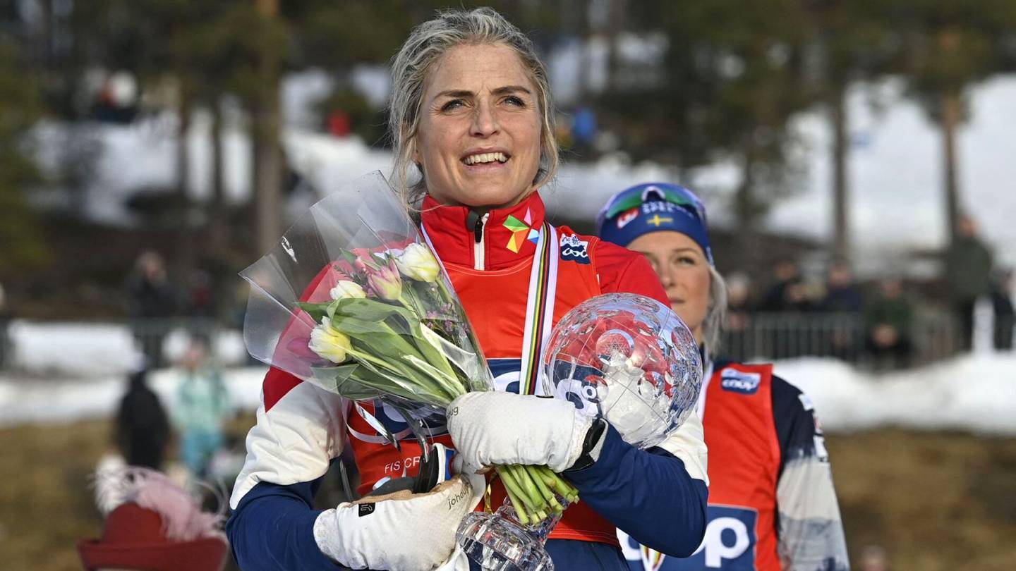 Hiihto | Therese Johaugin kirikyky ei riittänyt voittoon 54 kilometrin Ski Classics -kilpailussa, jossa pitää hiihtää reppu selässä
