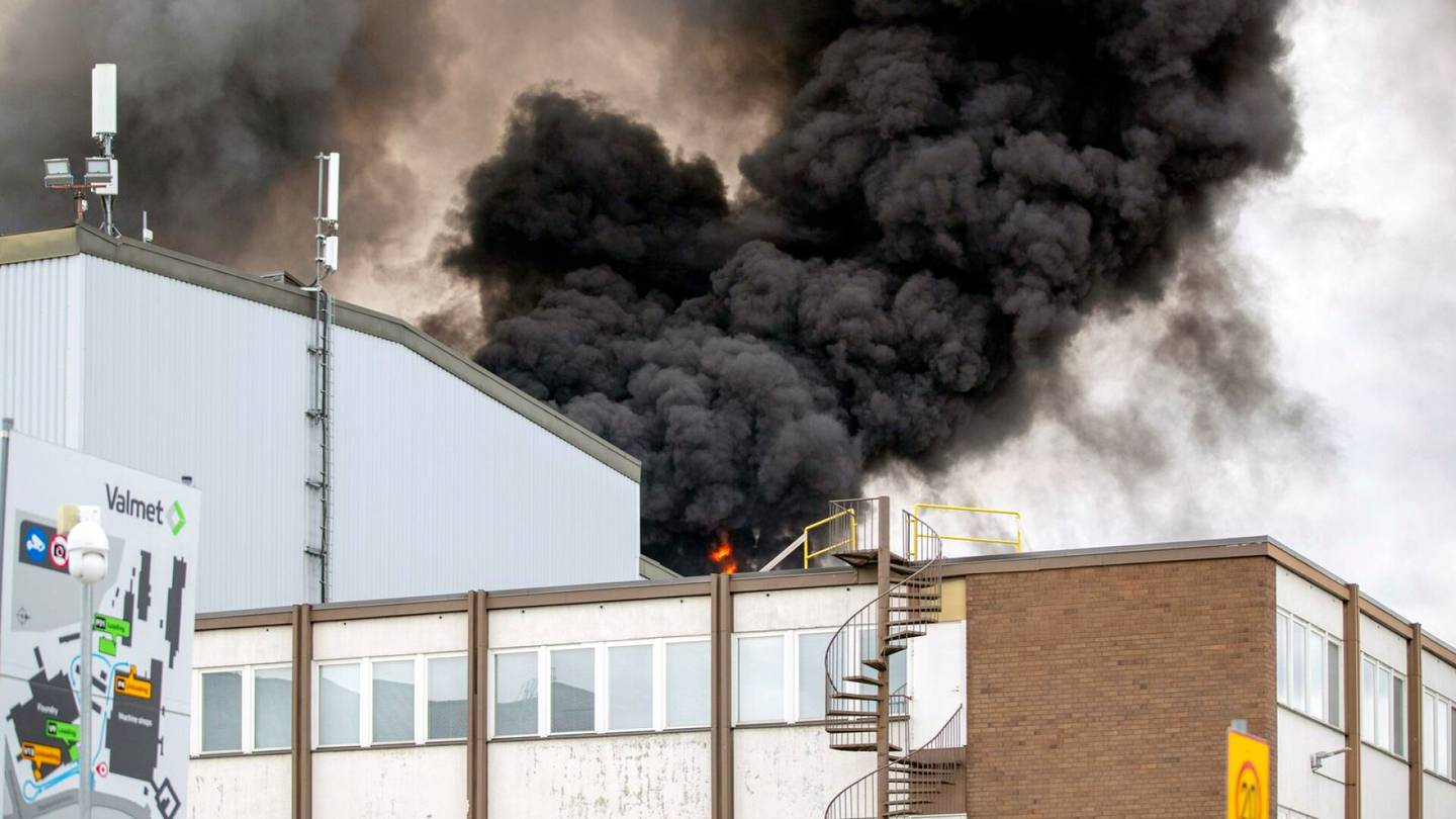 Konepajat | Tuotanto jatkuu tulipalosta kärsineellä Valmetin tehtaalla lähes normaalisti – ”Paljon pahemminkin olisi voinut käydä”