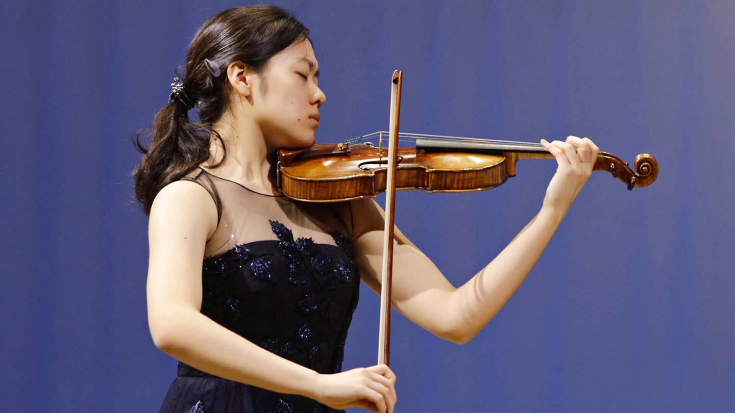 Konserttiarvostelu | Sibelius-viulukilpailun viimeisenä välieräpäivänä soitti kolme tulevaa finalistia