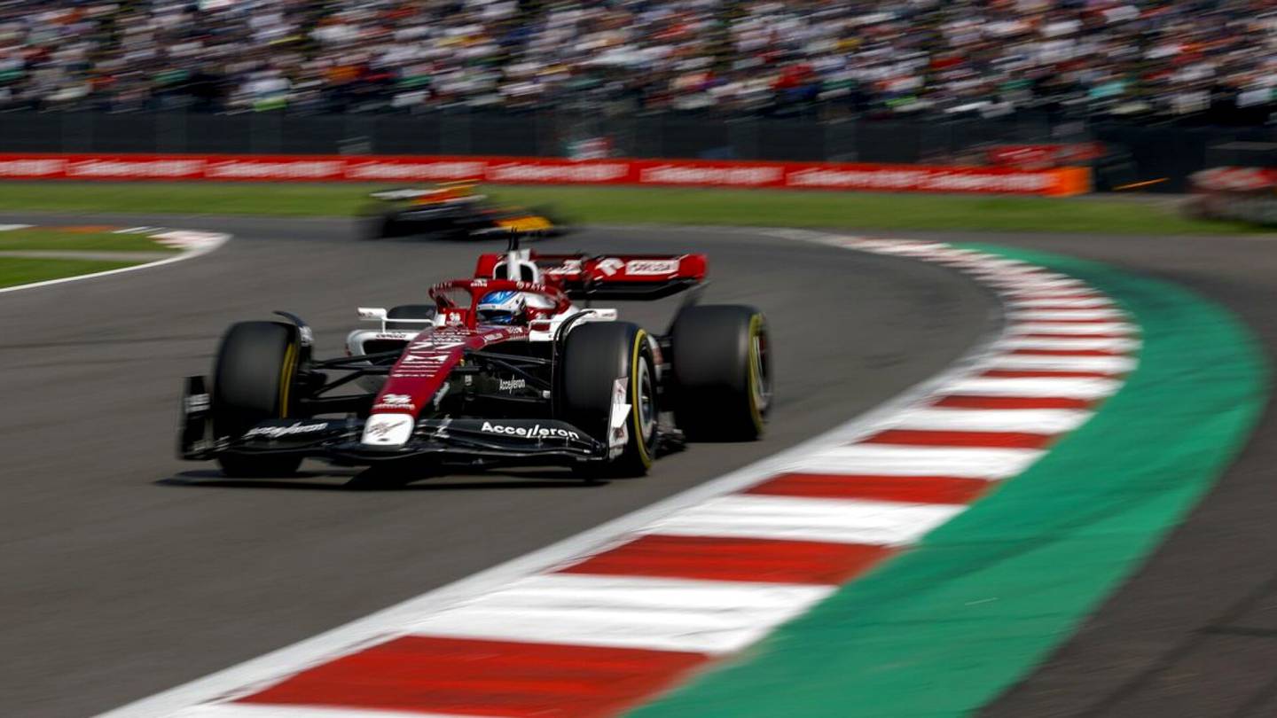 F1 | Verstappen hallitsi Meksikon gp:n aika-ajoa, Bottas komeasti kuudes