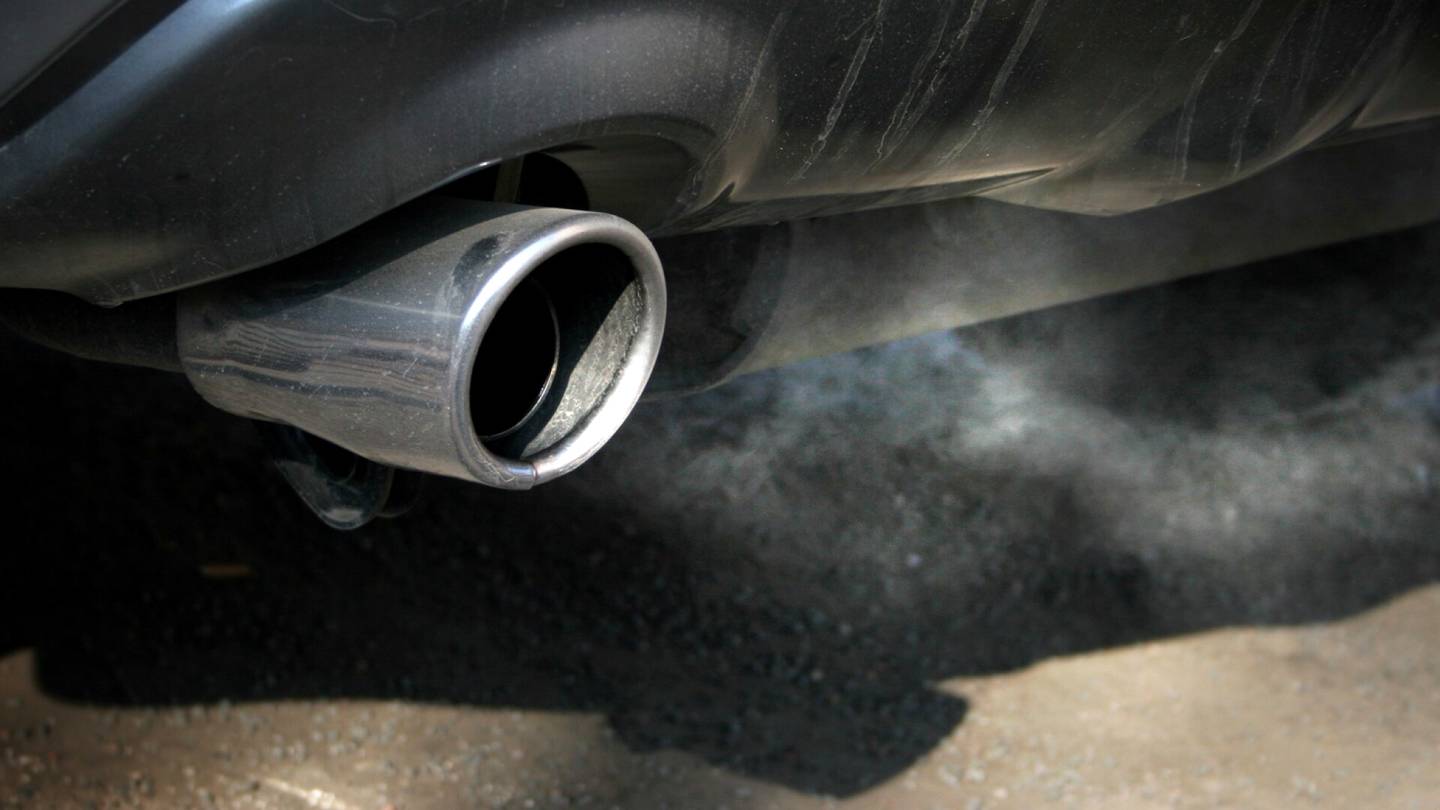 Autoilu | Neljät 30 000 euron sakot Itä-Uudella maalla – autoilun päästöihin puututaan jätti­sakoilla