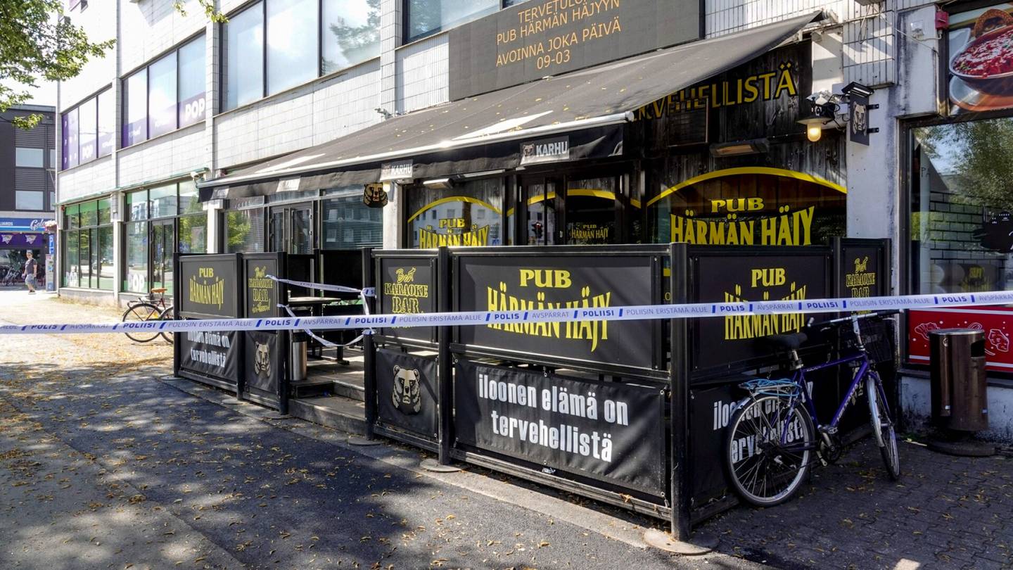 Pohjanmaa | Poliisi etsii vielä yhtä miestä Seinäjoen ravintola-ammuskelusta epäiltynä