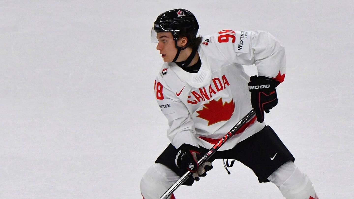 Jääkiekko | Kanadan juniori­tähden käytös ihmetyttää MM-kisoissa