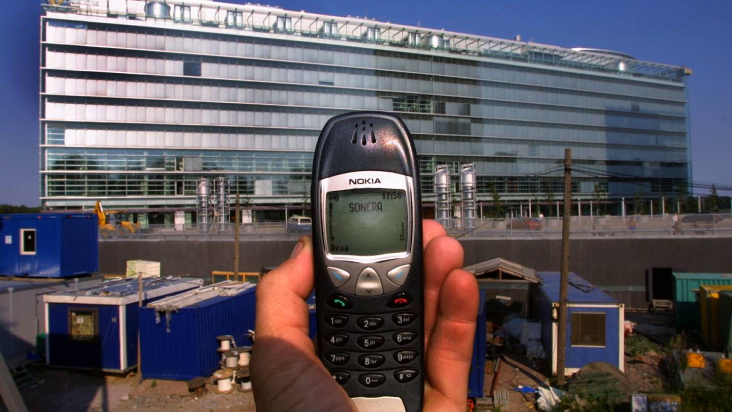 Puhelimet | Heikki Seppälä hankki 1990-luvulla lyhyt­numeroisen puhelin­liittymän – Nyt hänelle on tarjottu siitä jopa 40 000 euroa