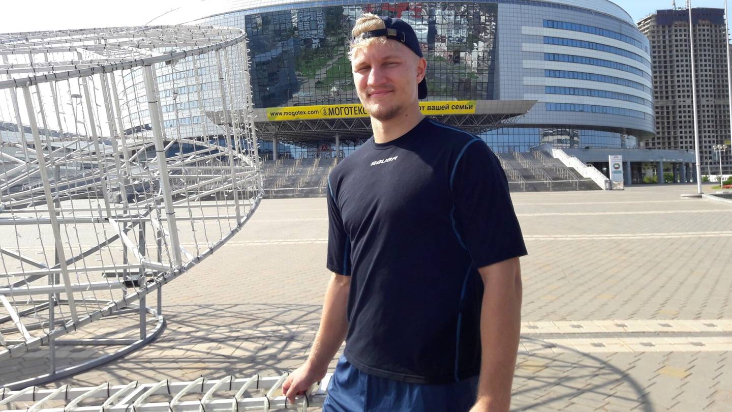 Jääkiekko | Suomen ainoa KHL-pelaaja sai lähteä seurastaan