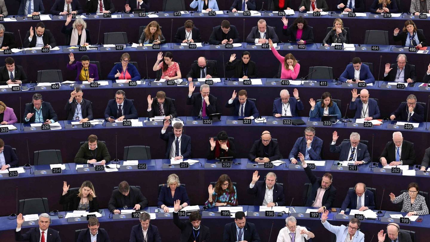 Tekoäly | Euroopan parlamentti hyväksyi maailman ensimmäiset tekoälysäännöt