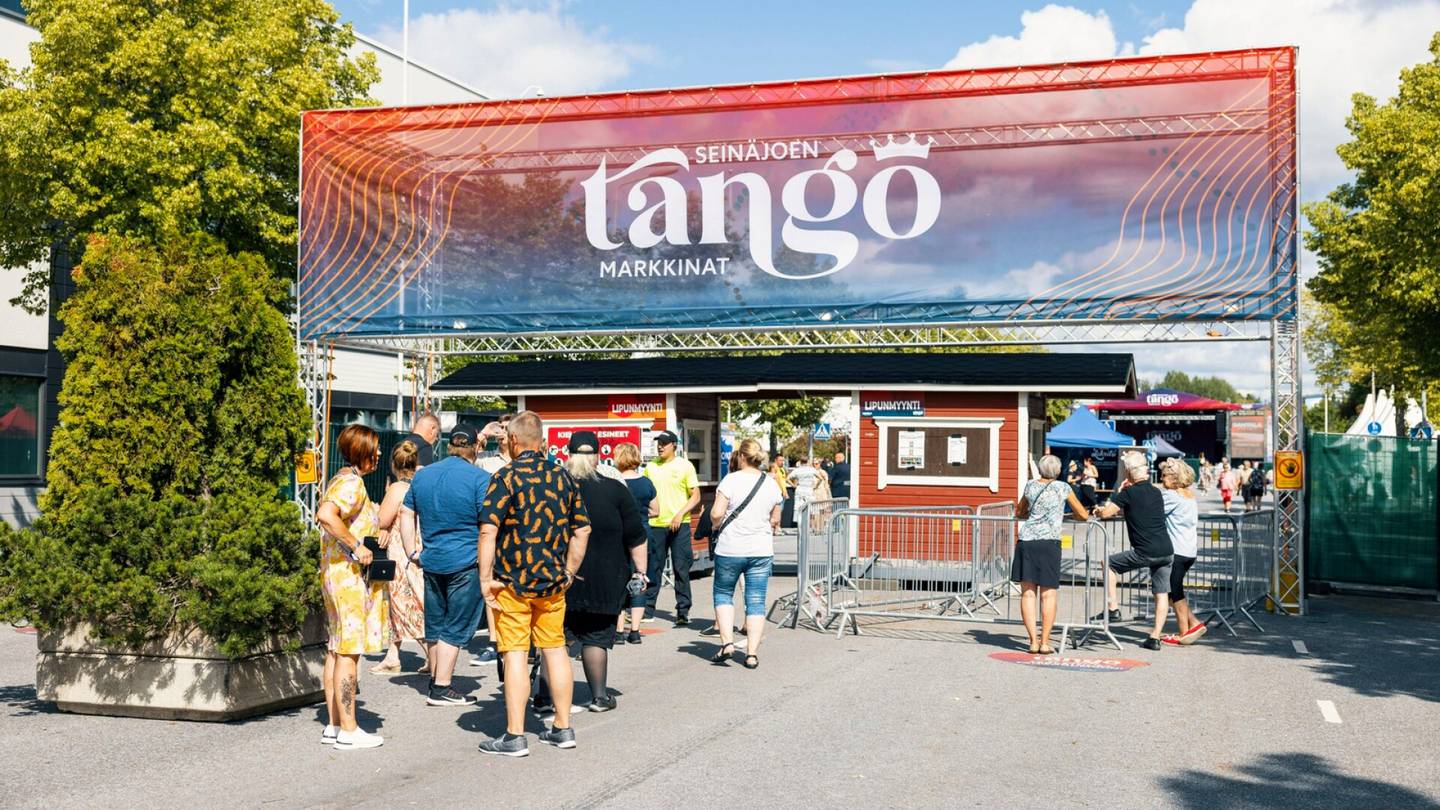 Festivaalit | 1 200 nuorta saapui Tango­markkinoille ilmais­lippujen perässä