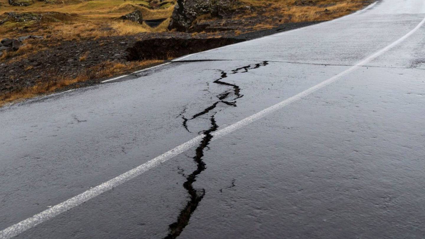 Islanti | Laavapurkaus voisi aiheuttaa vakavaa tuhoa Grindavíkin kaupungissa