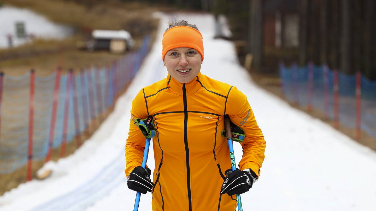 Hiihto | Hiihtäjä Petra Torvinen hurahti mäkihyppyyn ja hyppäsi vuodessa yli tuhat hyppyä: 