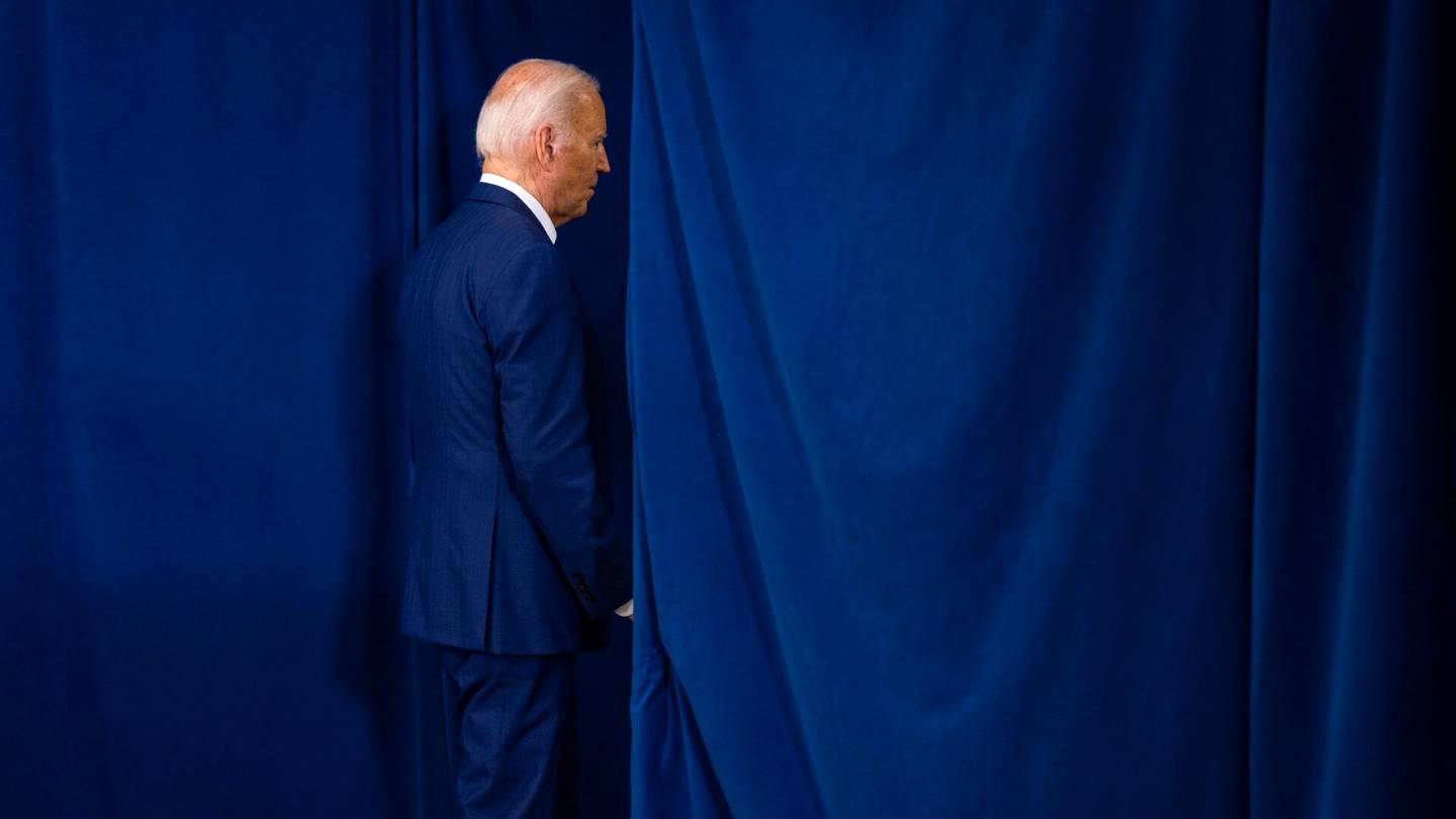 Yhdysvaltain presidentinvaalit | Joe Biden luopuu presidentti­ehdokkuudestaan, ilmoitti tukevansa Harrisia