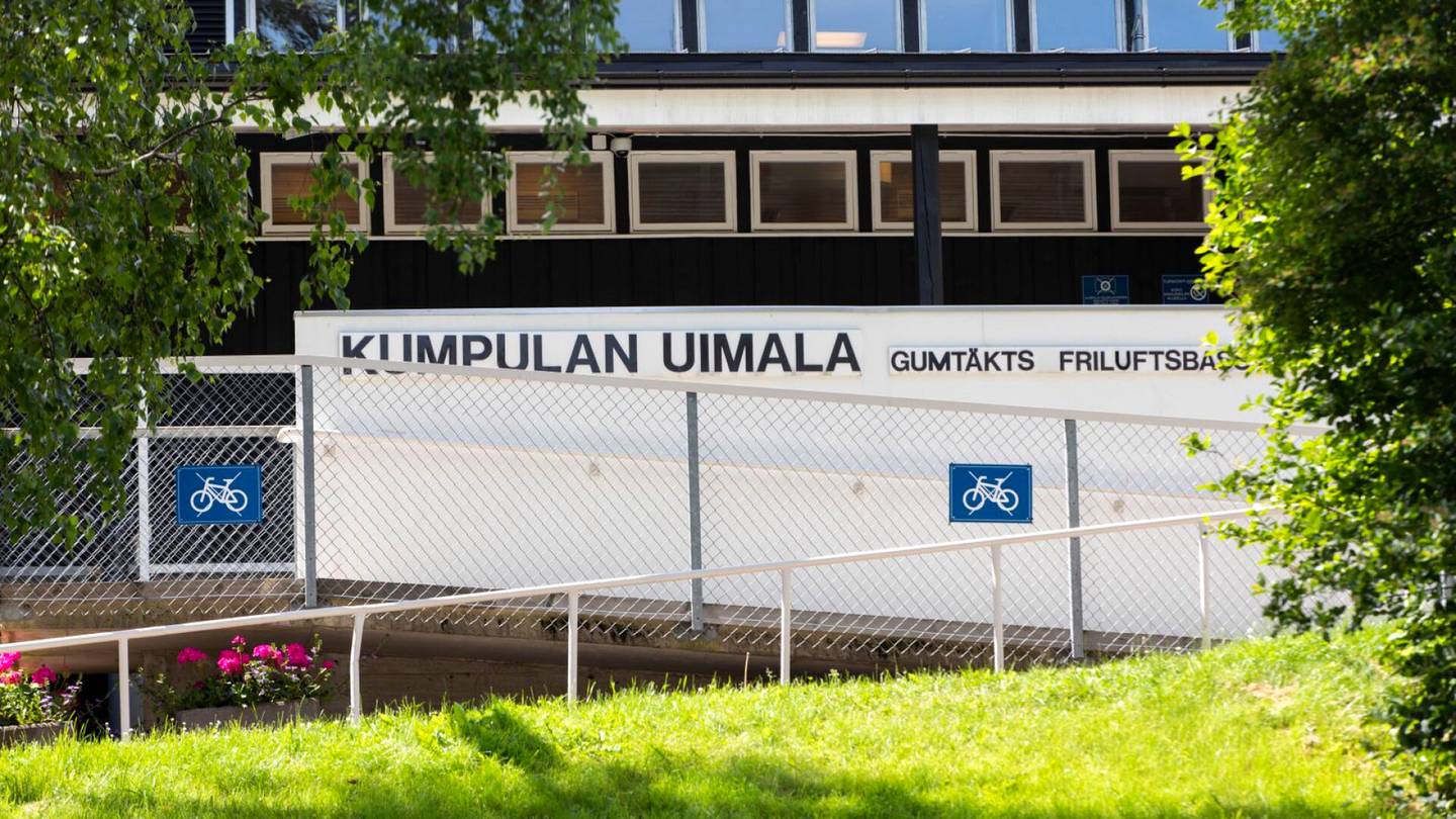 Helsinki | Kumpulan maa­uimalan altaat suljettiin erite­vahinkojen takia