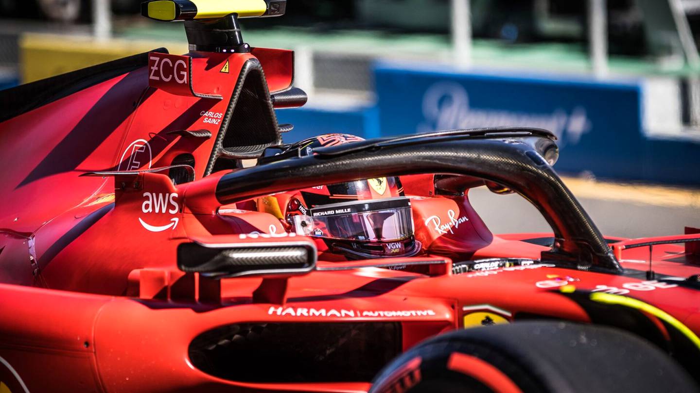 Formula 1 | Ferrarin kausi on ollut täysfloppi – uhoa silti riittää: ”Megaluokan loikka”