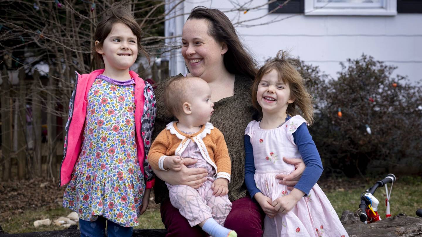 Yhdysvallat | Meghan Mulkerin on kotiäiti, jolla on 160 000 dollarin akateeminen koulutus – Näin amerikkalainen ansa pakottaa äidit hylkäämään uransa