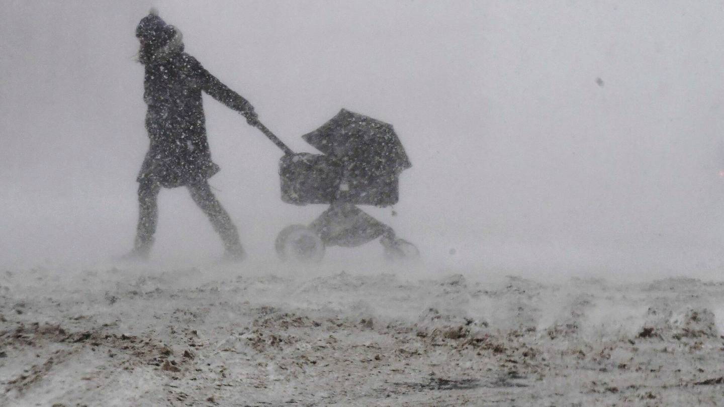 Sää | Valtteri-lumimyräkkä myllää Suomea viikonloppuna – ”Myrskylukemiin viimeistään sunnuntaina”