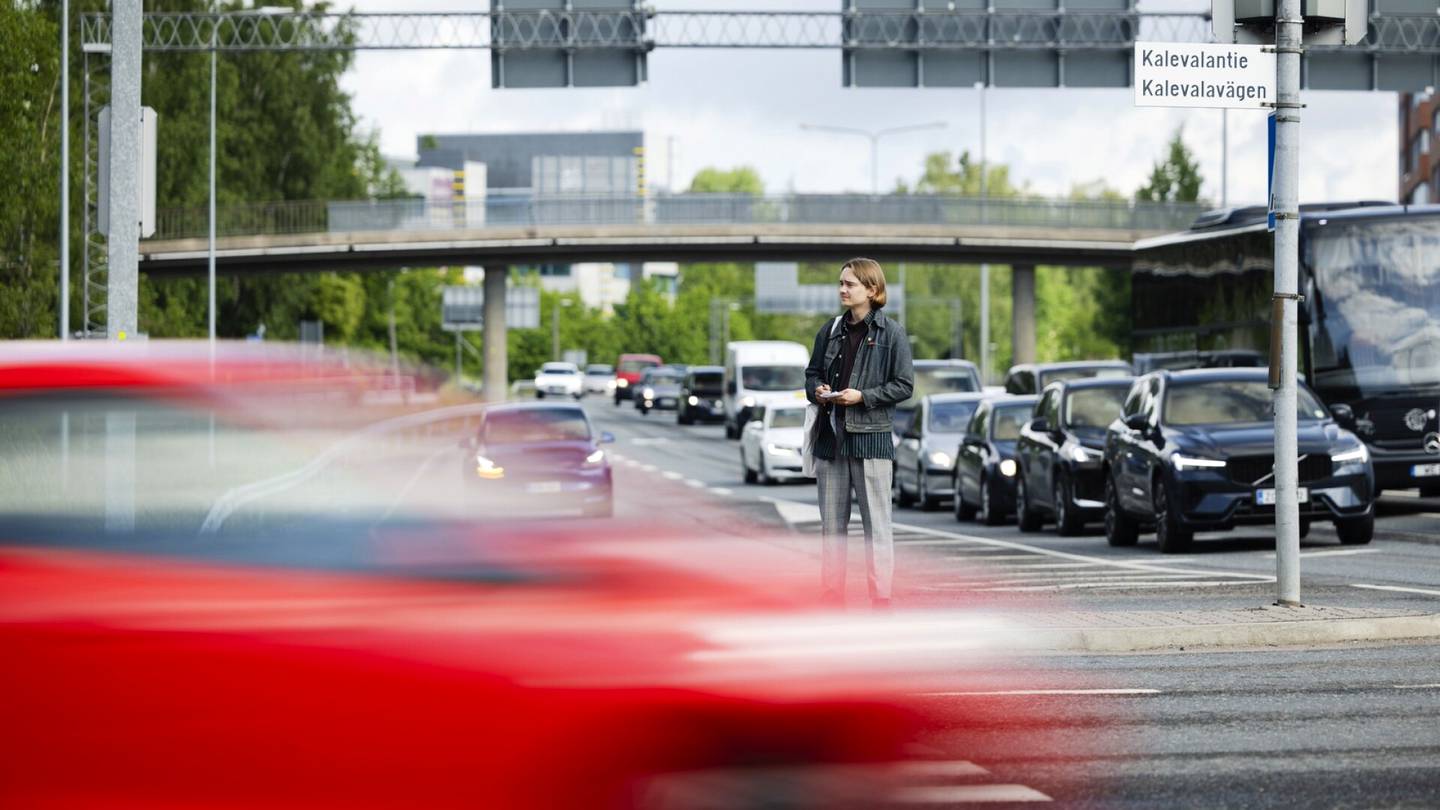 Autoilu | Laskimme, moniko kuljettaja ajoi Espoon aamu­ruuhkassa yksin – Tulos oli murskaava