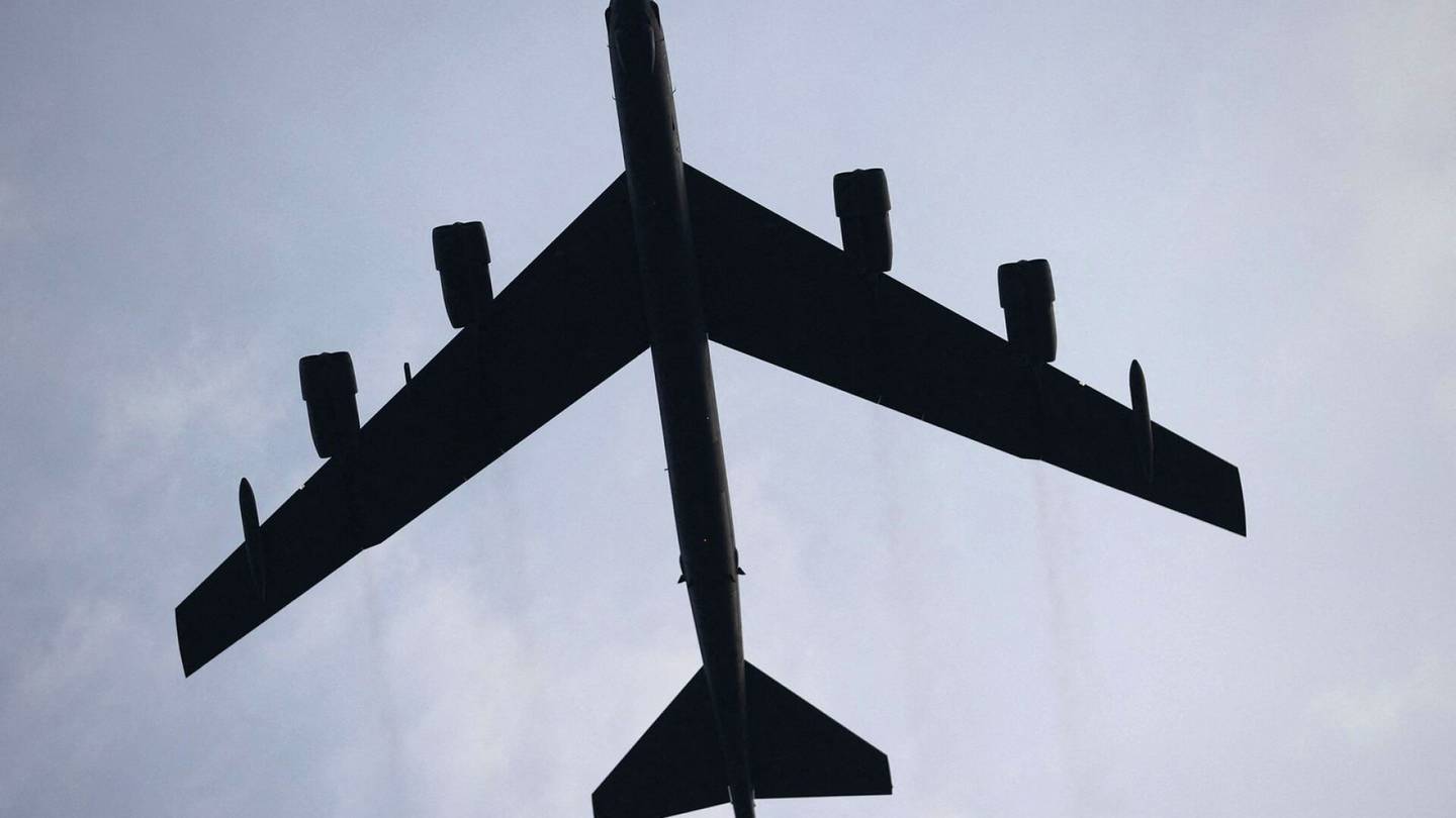 Itämeri | Tutkija: B-52-pommi­koneen lento Suomen­lahdella oli Nato-liittouman osoitus sitoutumisesta alueen turvallisuuteen