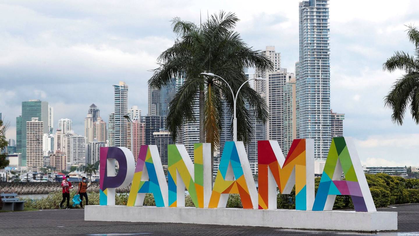 Rikokset | Oikeus vapautti lakifirma Mossack Fonsecan perustajat Panaman papereihin liittyneistä rahanpesusyytteistä
