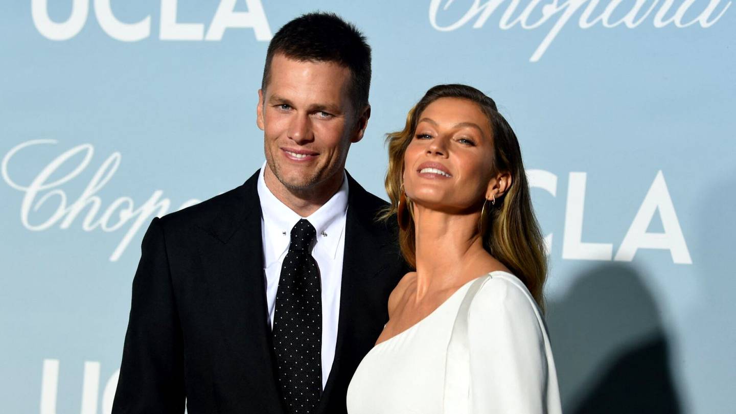 Amerikkalainen jalkapallo | Tähtipelirakentajan pitkä liitto on ohi – Tom Brady avautui tunteikkaasti avioerostaan