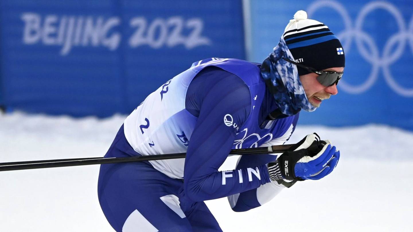 Hiihto | Olympiamitalisti Joni Mäki oli jäädä karsintoihin Lahden sprinteissä