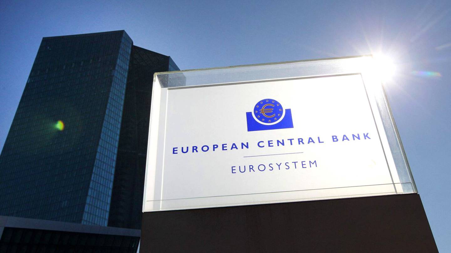Korot | Asuntolainojen viitekorot nousivat roimasti EKP:n korko­päätöksen jälkeen – vuoden euribor hätyyttelee jo 0,7 prosentin rajaa