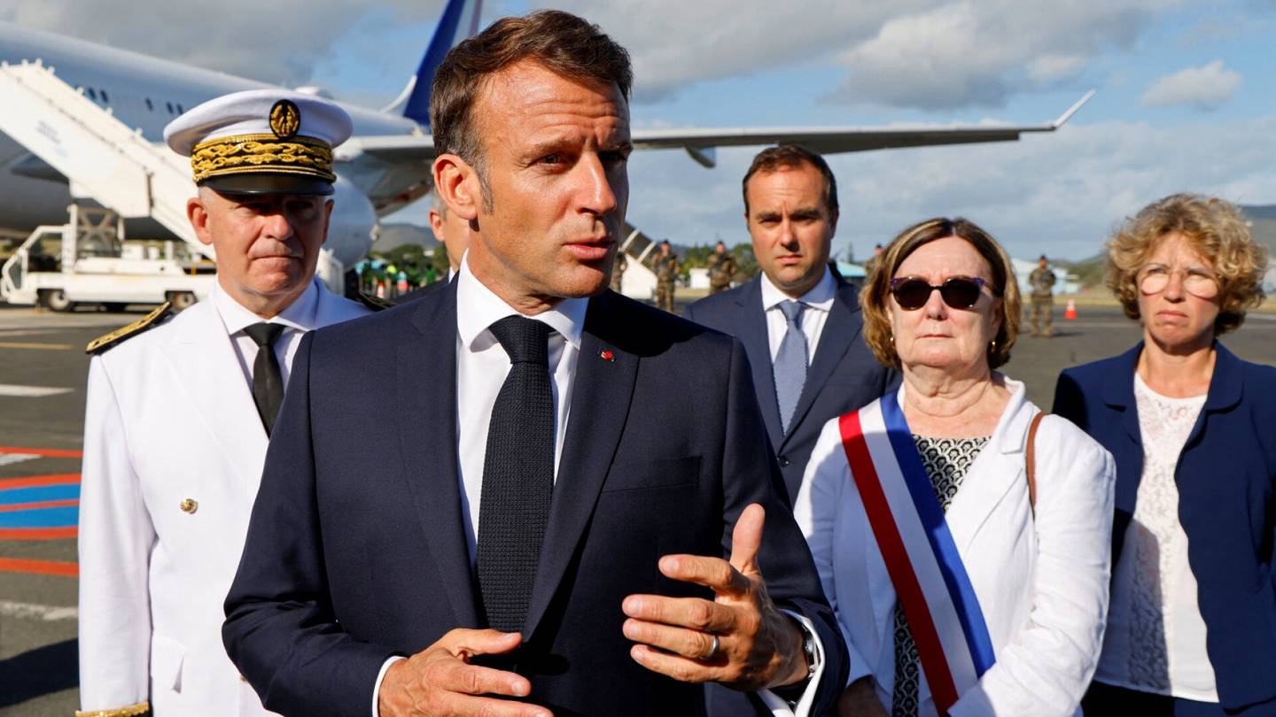 Uusi-Kaledonia | Macron lensi lepyttelemään Ranskan suututtamia alku­peräis­asukkaita