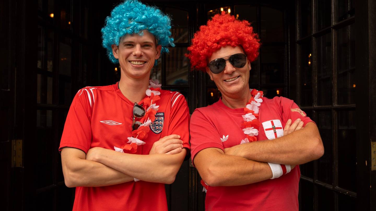 Jalkapallon EM-kisat | HS seurasi Lontoossa, kun Englannin fanit valmistautuivat jännittämään finaalia