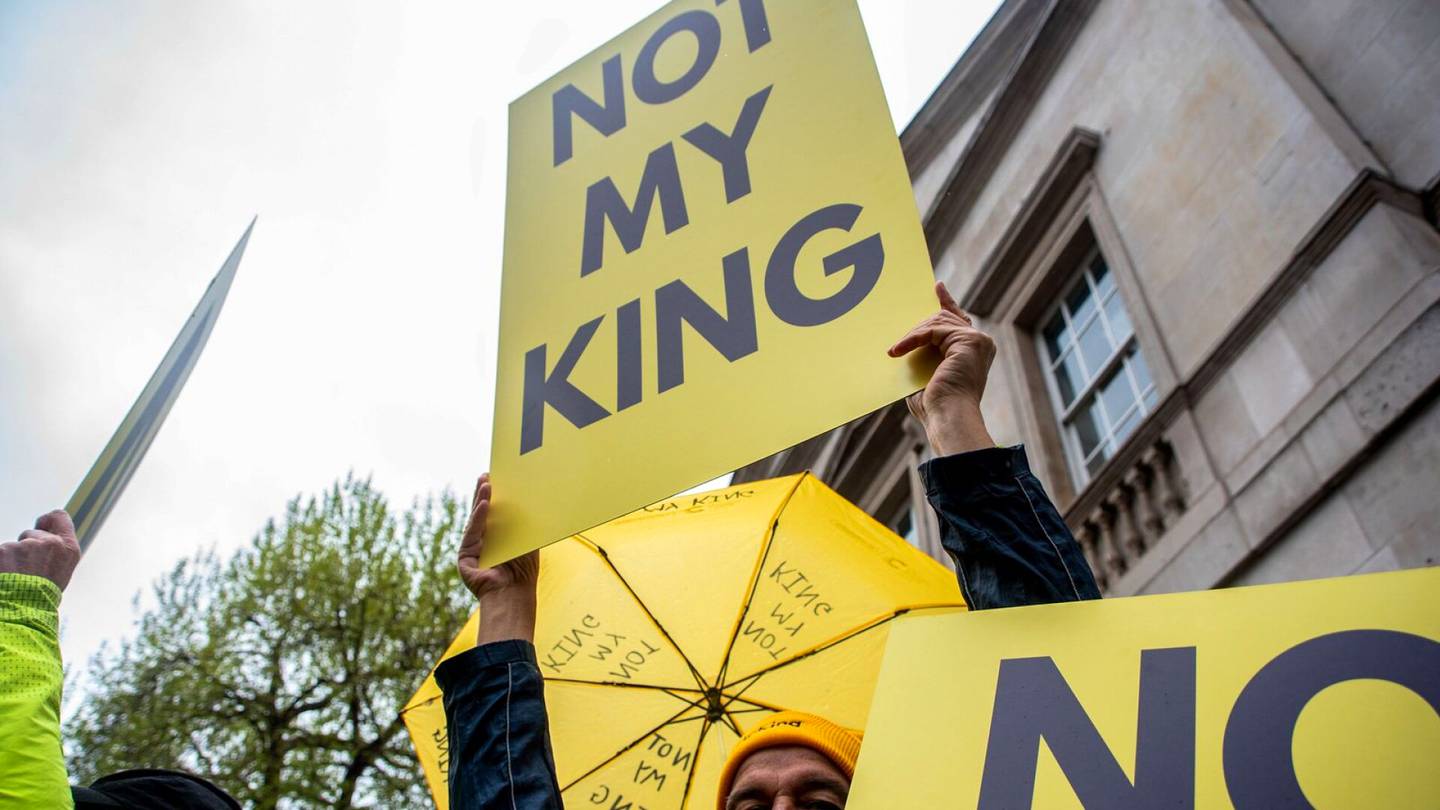 Kruunajaiset | Lontoon poliisi pidätti yli 50 mielen­osoittajaa, ainakin osa vapautettu