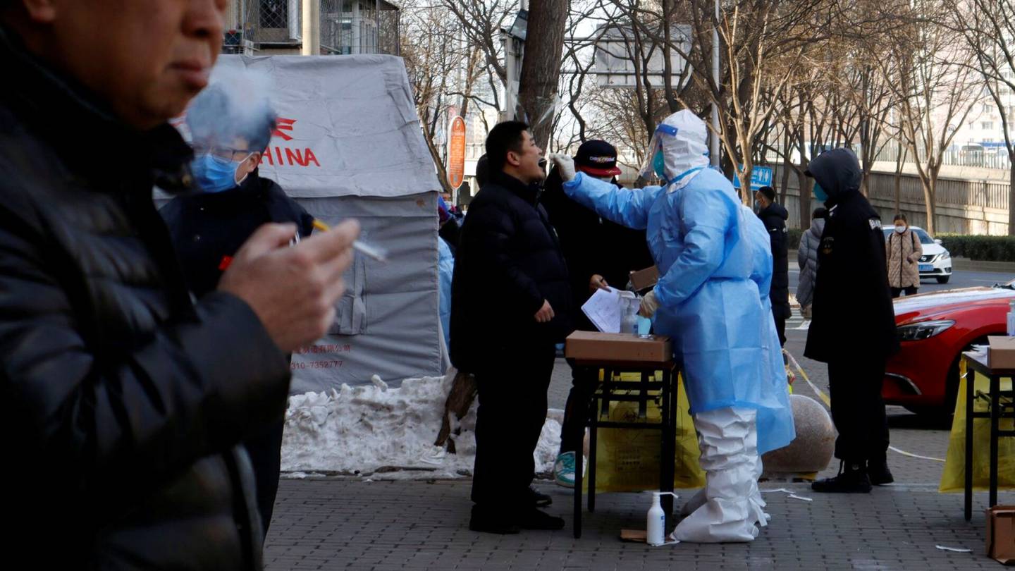 Kiina | Suomalaismies sytytti tupakan Kiinassa – poliisit hyökkäsivät pillit päällä paikalle: ”Pelkäsin, että tulee lähtö”