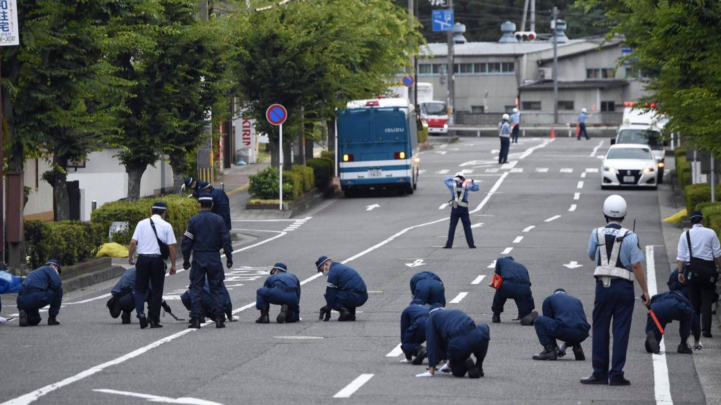 Rikosepäilyt | Japanin pää­ministerin ampumisesta epäillyn alku­peräinen kohde oli lahkon johto­hahmo