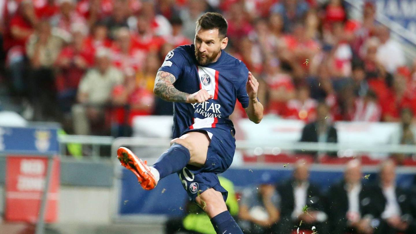 Jalkapallo | Lionel Messi teki historiaa Mestarien liigassa upealla osumalla