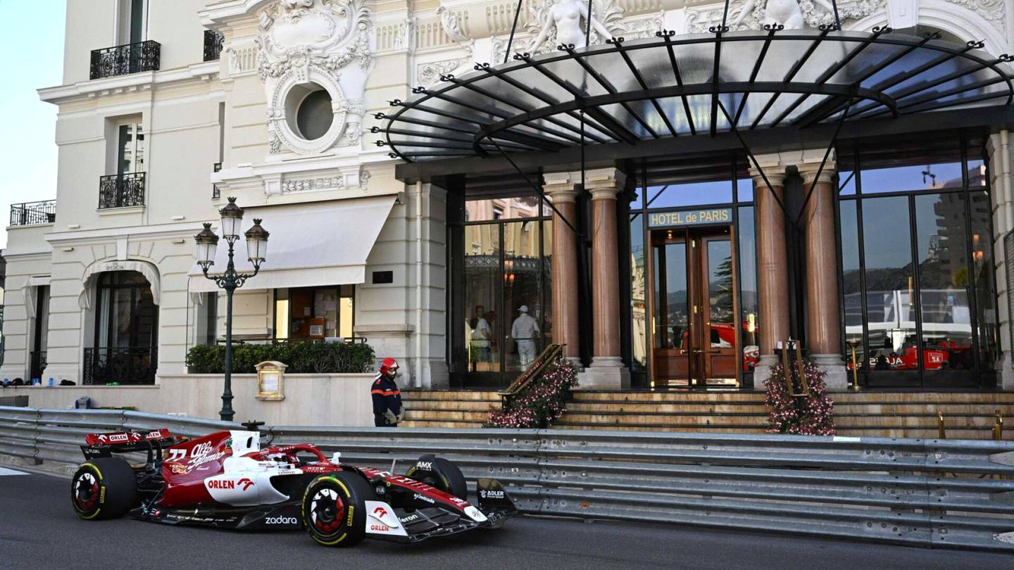 Formula 1 | Bottaksen Alfa Romeossa moottoriongelmia, Ferrarin Leclerc hallitsi Monacon gp:n harjoituksia