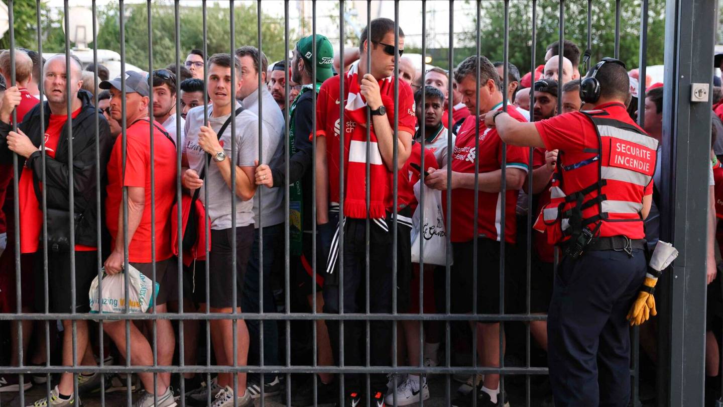 Jalkapallo | Uefa pyysi anteeksi Mestarien liigan finaalin kaaosta