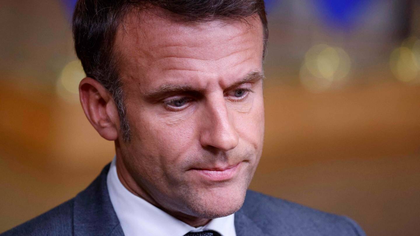 Pääkirjoitus | Macron panee ranskalaiset valitsemaan äärilaitojen ja keskustan välillä
