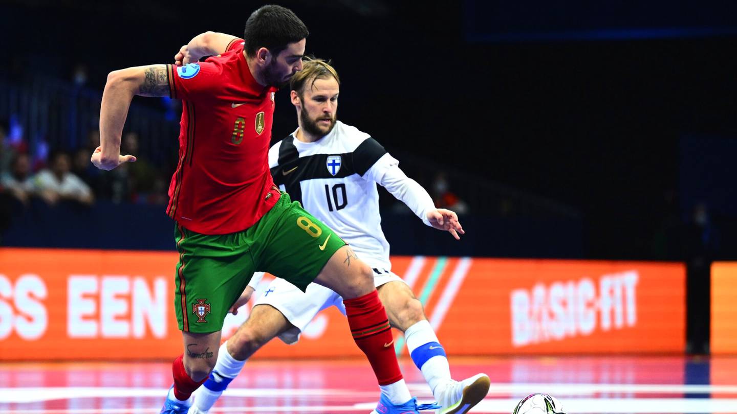 Futsal | Suomi jahtasi hyvin loppuun asti EM-futsalin välieräpaikkaa maailmanmestari Portugalia vastaan, mutta Portugali esti tasoituksen